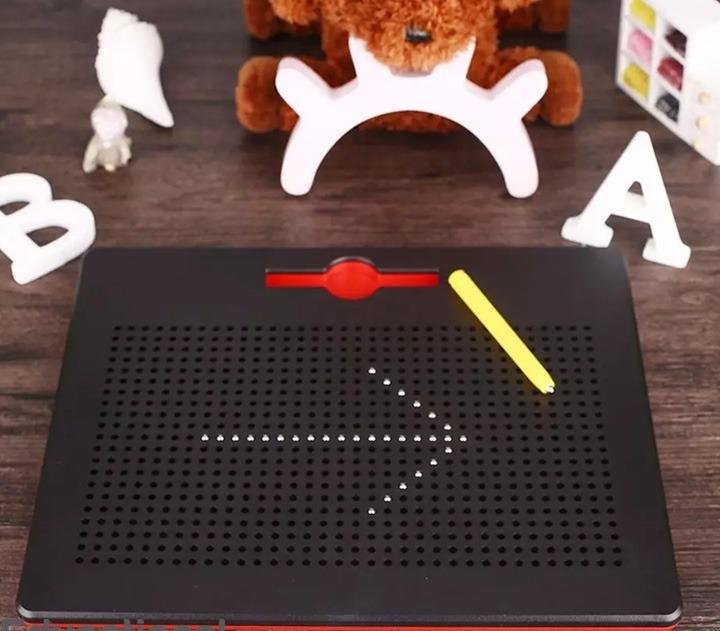 Magnetic Kids Drawing Tablet