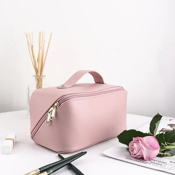 Cosmetics Pouch